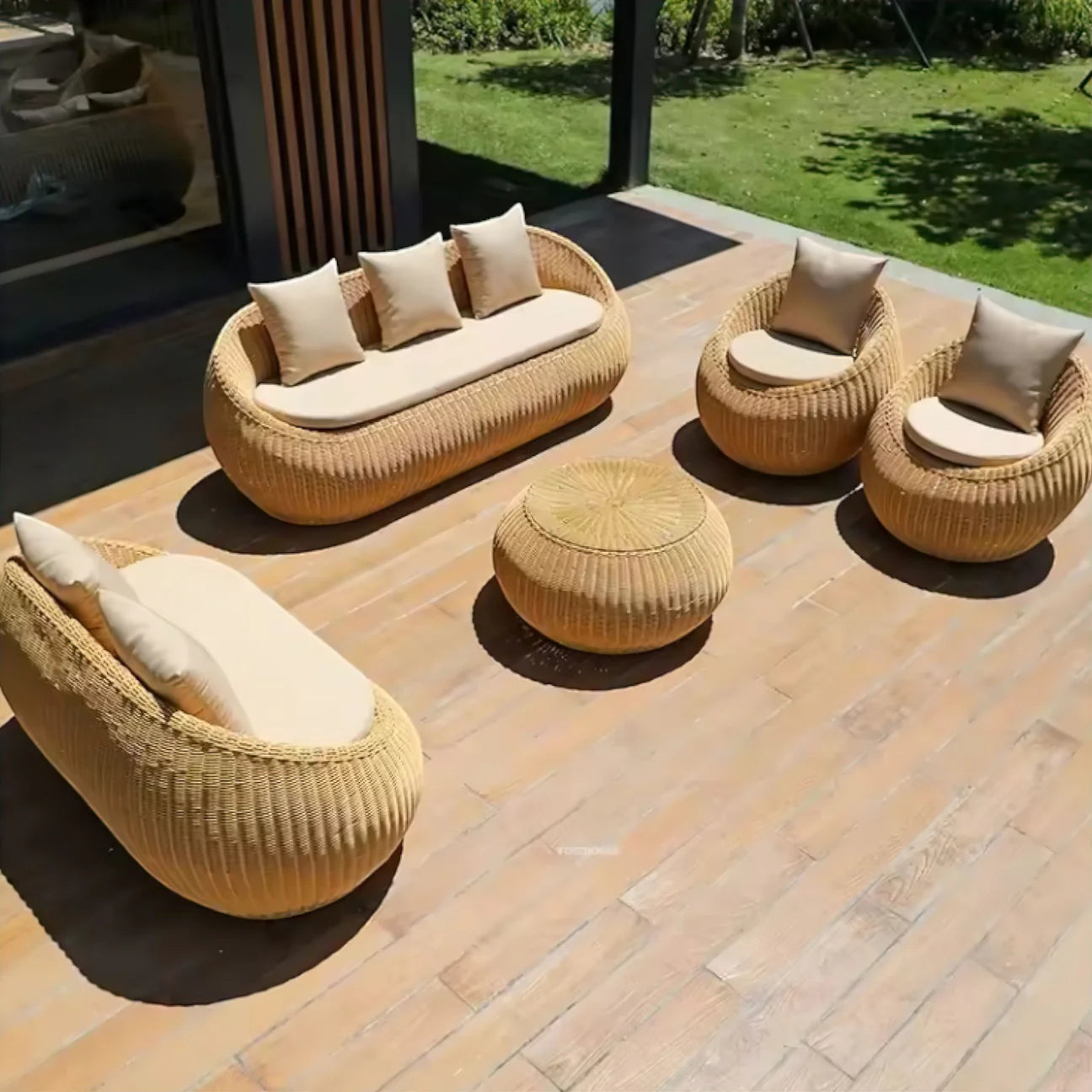 Italo Patio Lounge Set