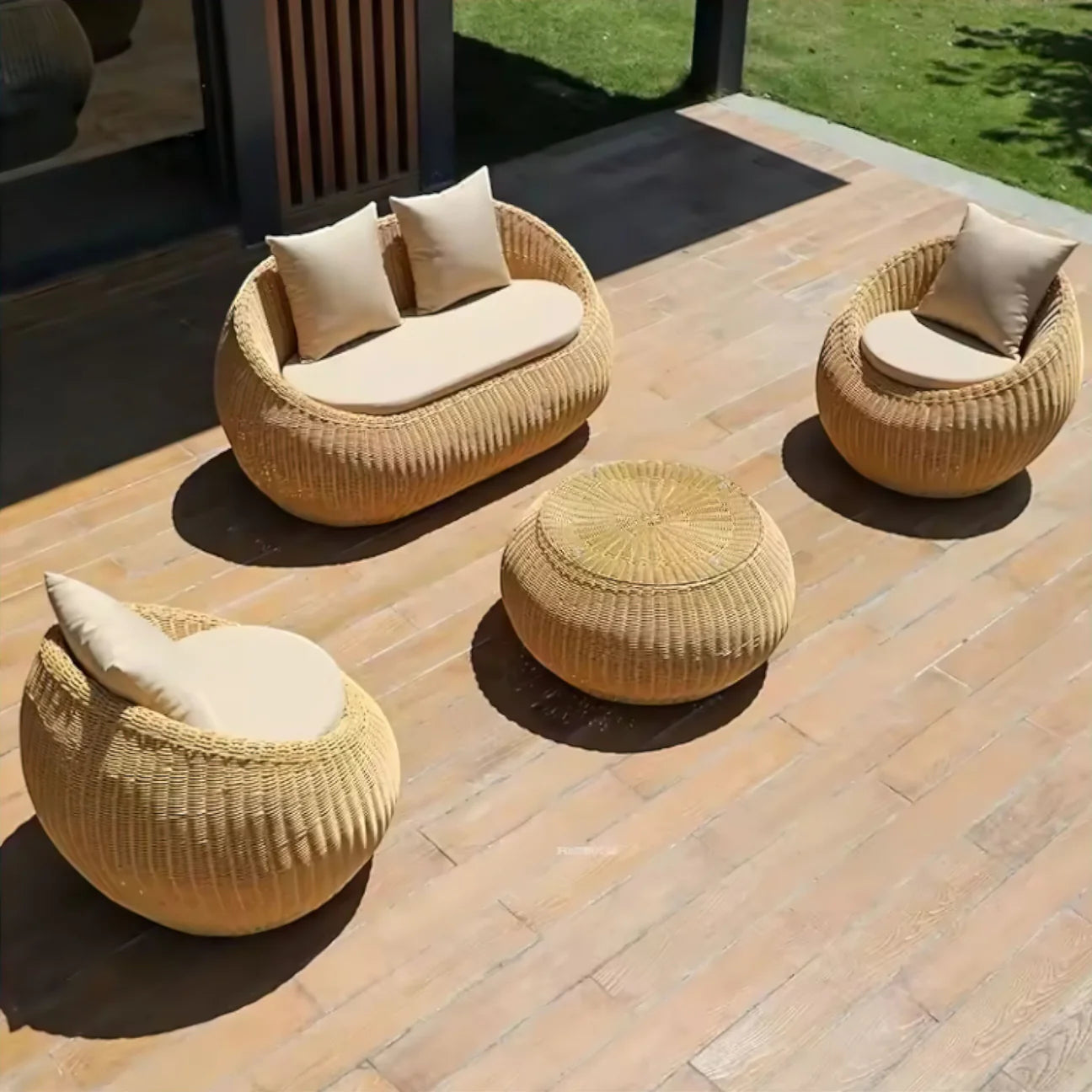 Italo Patio Lounge Set